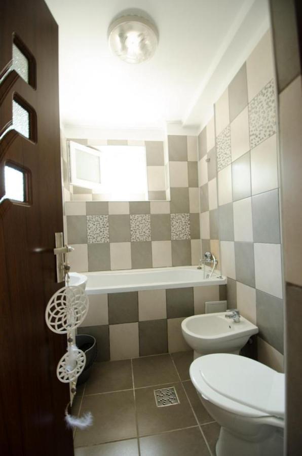 Bright Apartment Near Cismigiu And Old Town Bucarest Esterno foto
